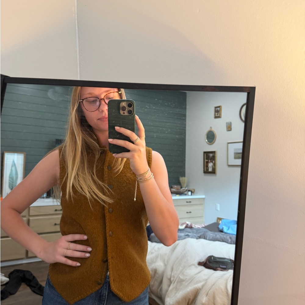 Vintage 70’s 100% wool vest, women’s small